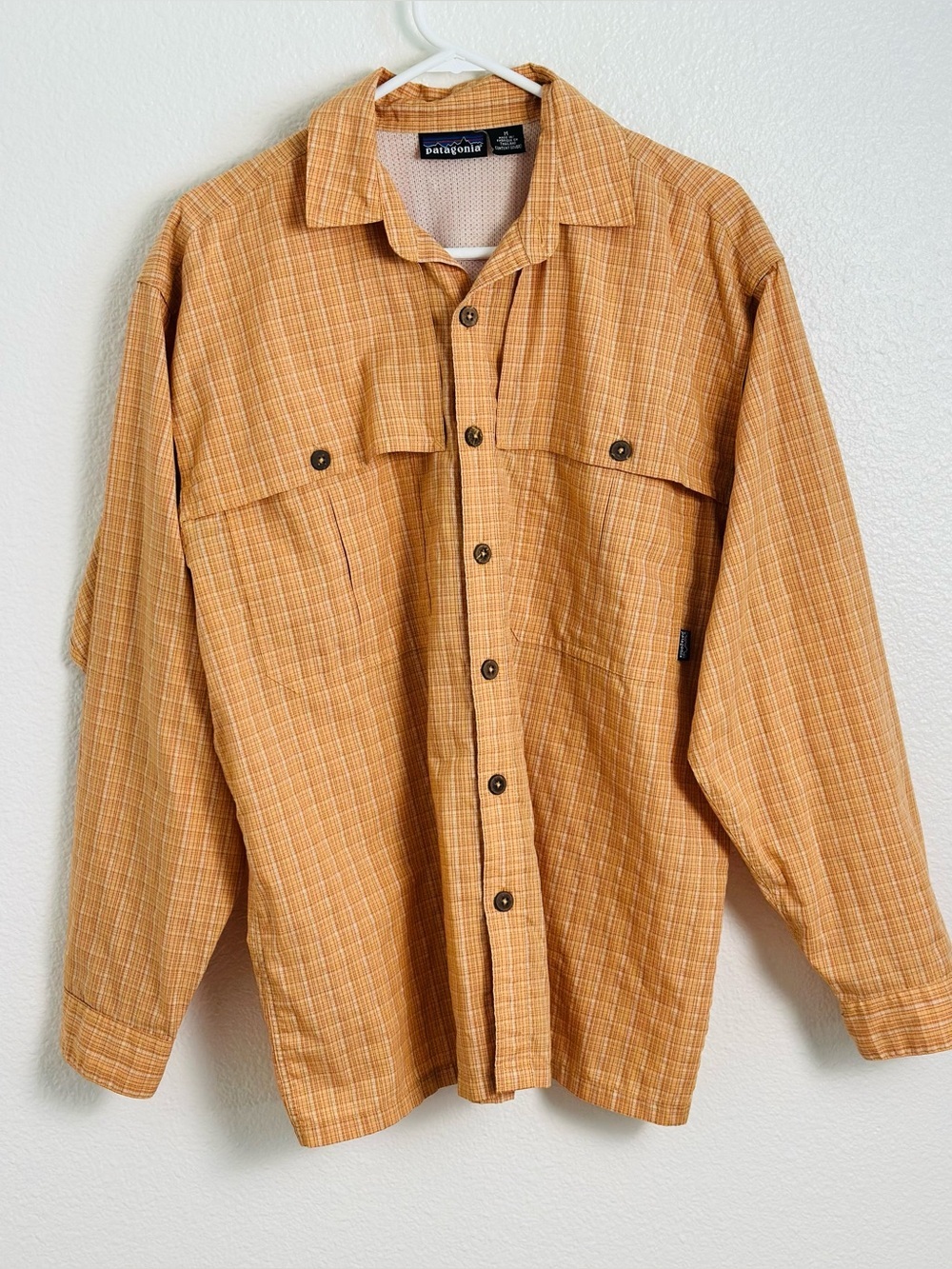 Patagonia Men’s Long Sleeved Island Hopper Shirt In Orange Plaid Size Medium